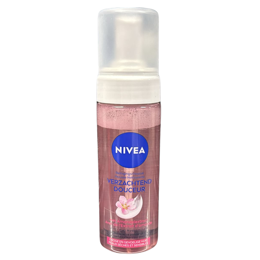 Nivea Verzachtende Reinigingsmousse (met amandelextract)